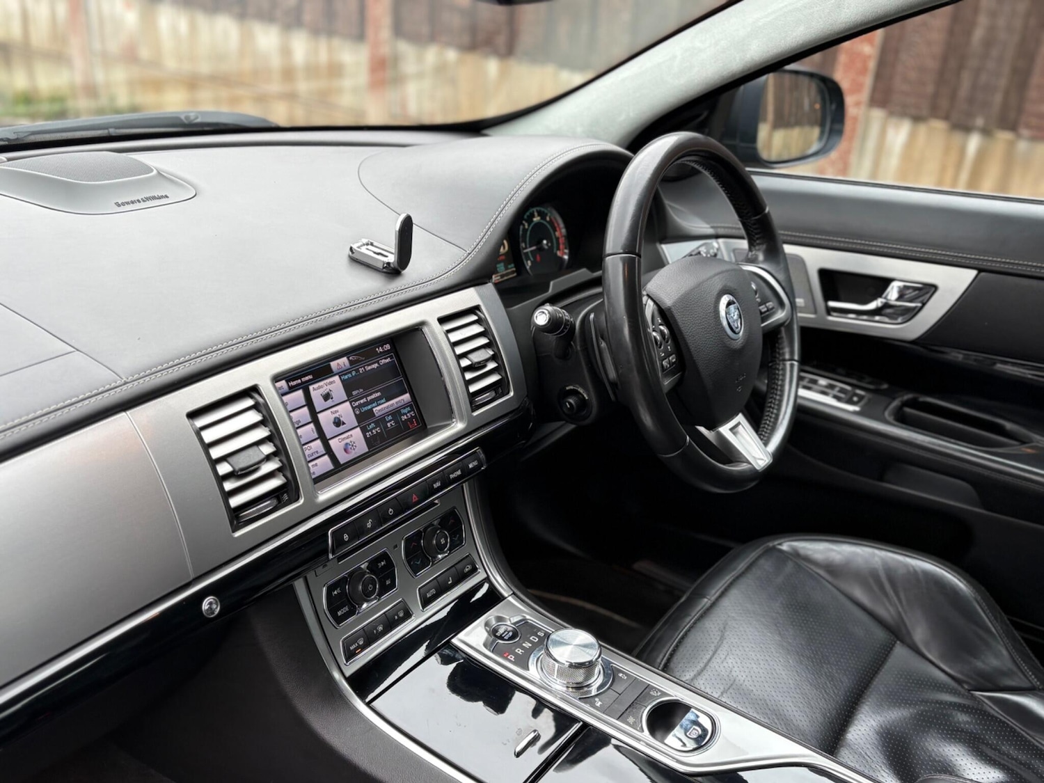 Used Jaguar XF 2012 for sale - 77468798: Photo 33