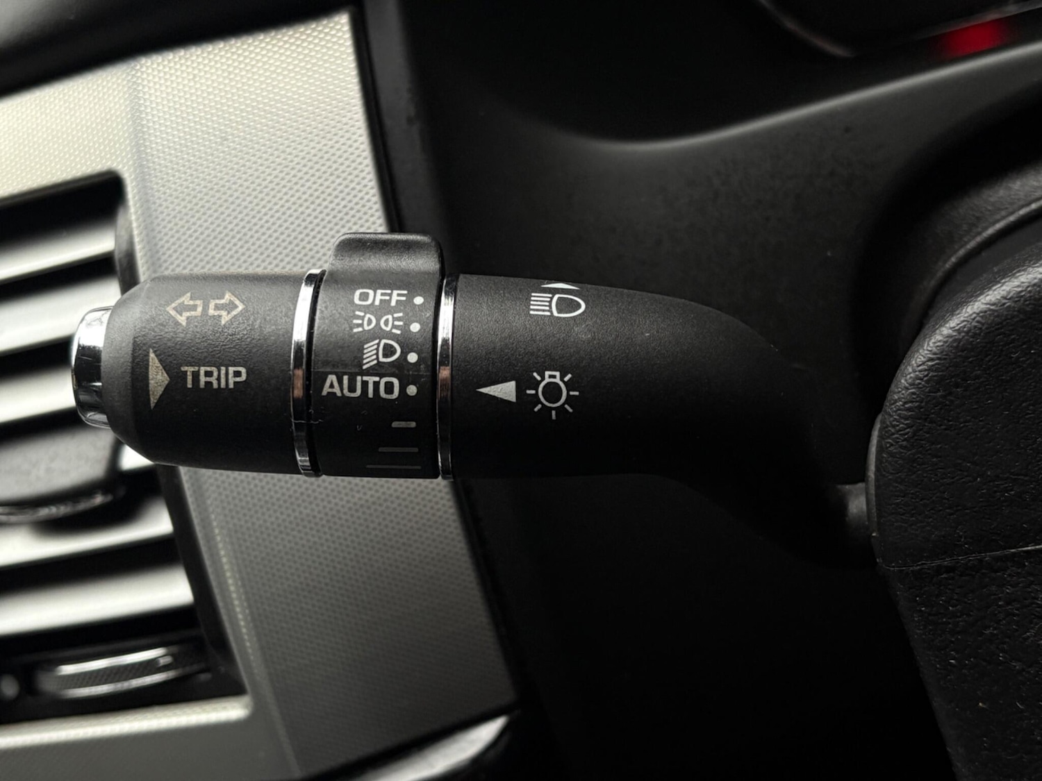 Used Jaguar XF 2012 for sale - 77468798: Photo 43