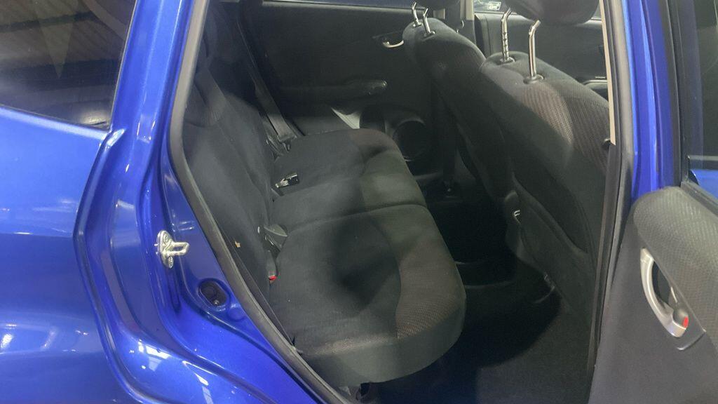 Used Honda Jazz 2012 for sale - 76166966: Photo 8