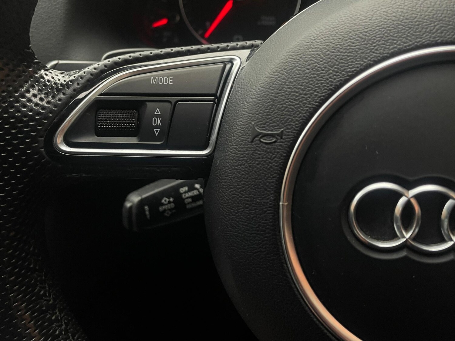 Used Audi Q5 2016 for sale - 76538203: Photo 31