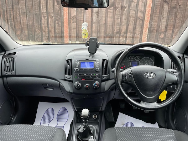 Used Hyundai i30 2010 for sale - 76314260: Photo 13