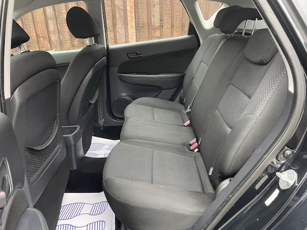 Used Hyundai i30 2010 for sale - 76314260: Photo 31