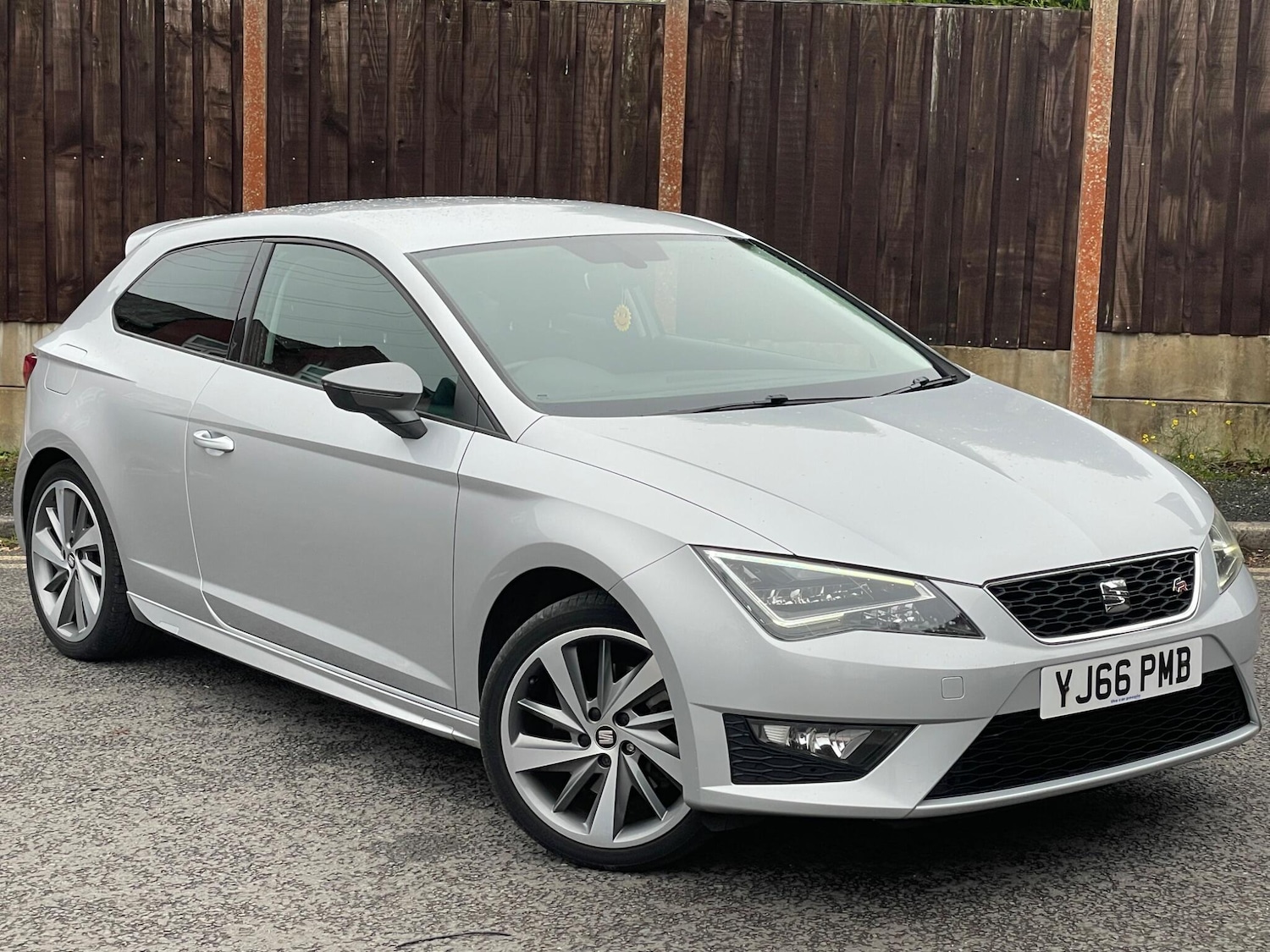 Used SEAT Leon 2017 for sale - 76425649: Photo 1