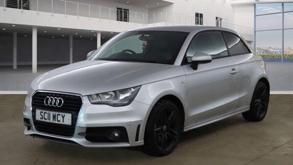 Used Audi A1 2011 for sale - 76424512: Photo 2