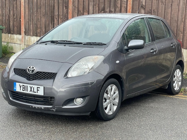 Used Toyota Yaris 2011 for sale - 76175189: Photo 10
