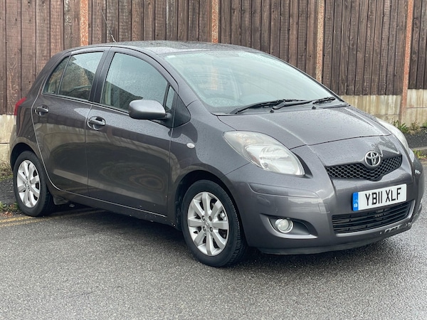 Used Toyota Yaris 2011 for sale - 76175189: Photo 7
