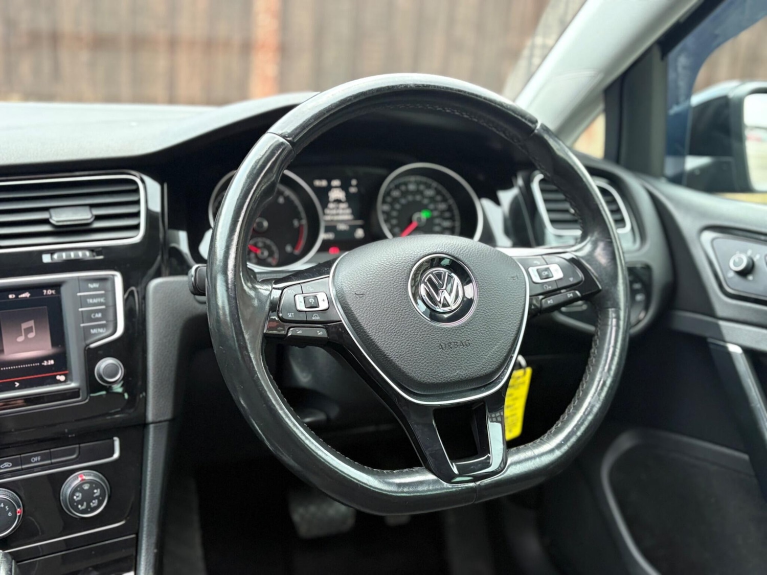 Used Volkswagen Golf 2016 for sale - 77268097: Photo 37