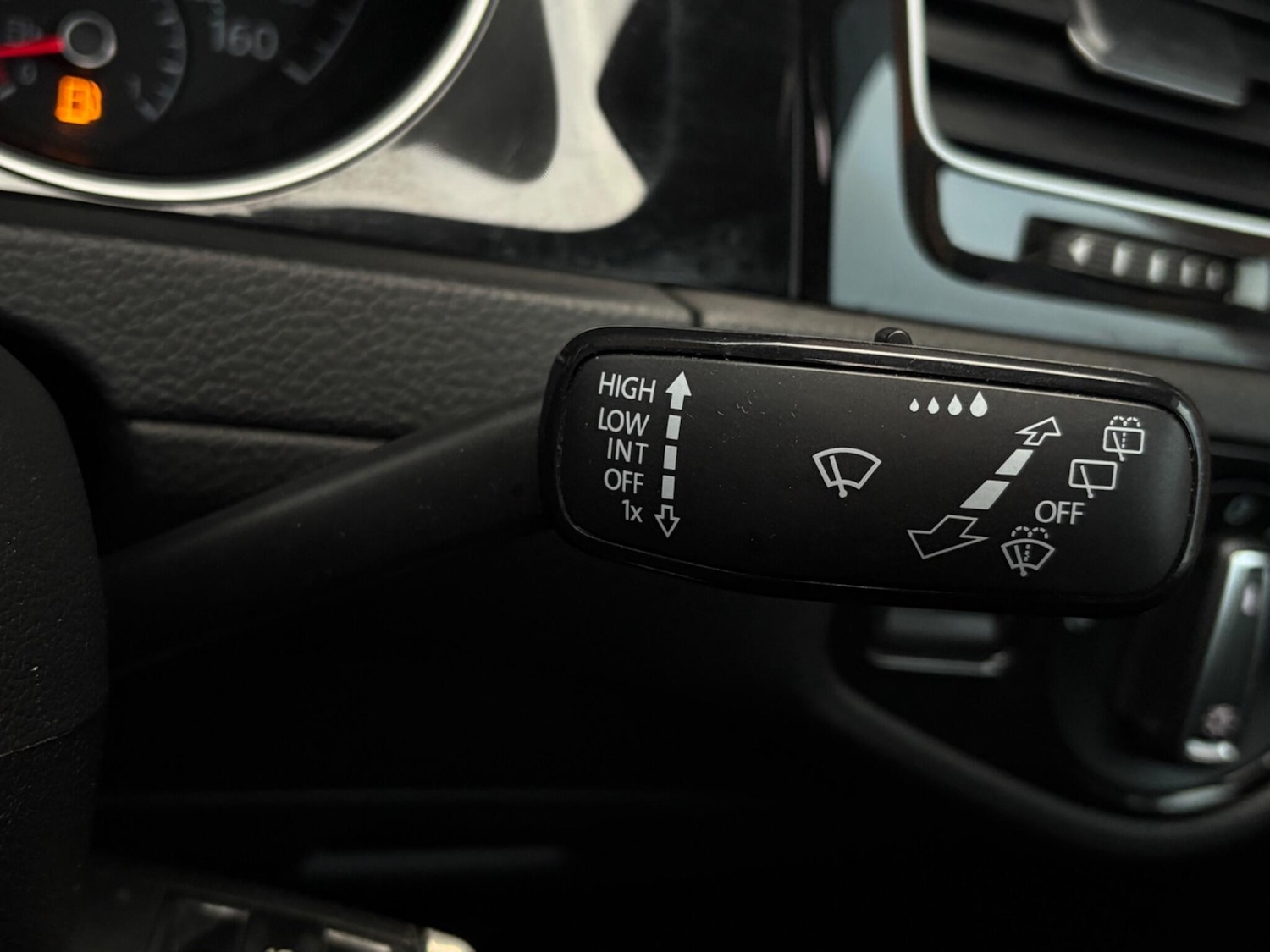 Used Volkswagen Golf 2016 for sale - 77268097: Photo 49