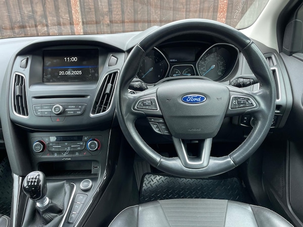 Used Ford Focus 2014 for sale - 75601184: Photo 19