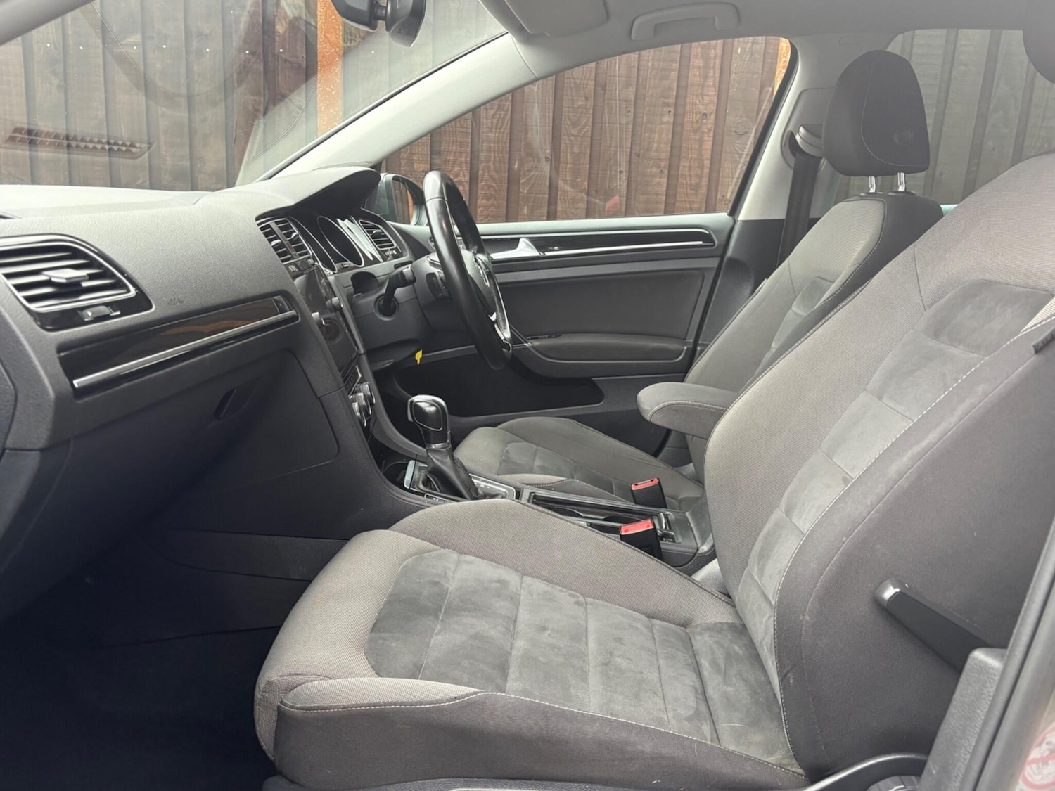 Used Volkswagen Golf 2018 for sale - 76887255: Photo 18