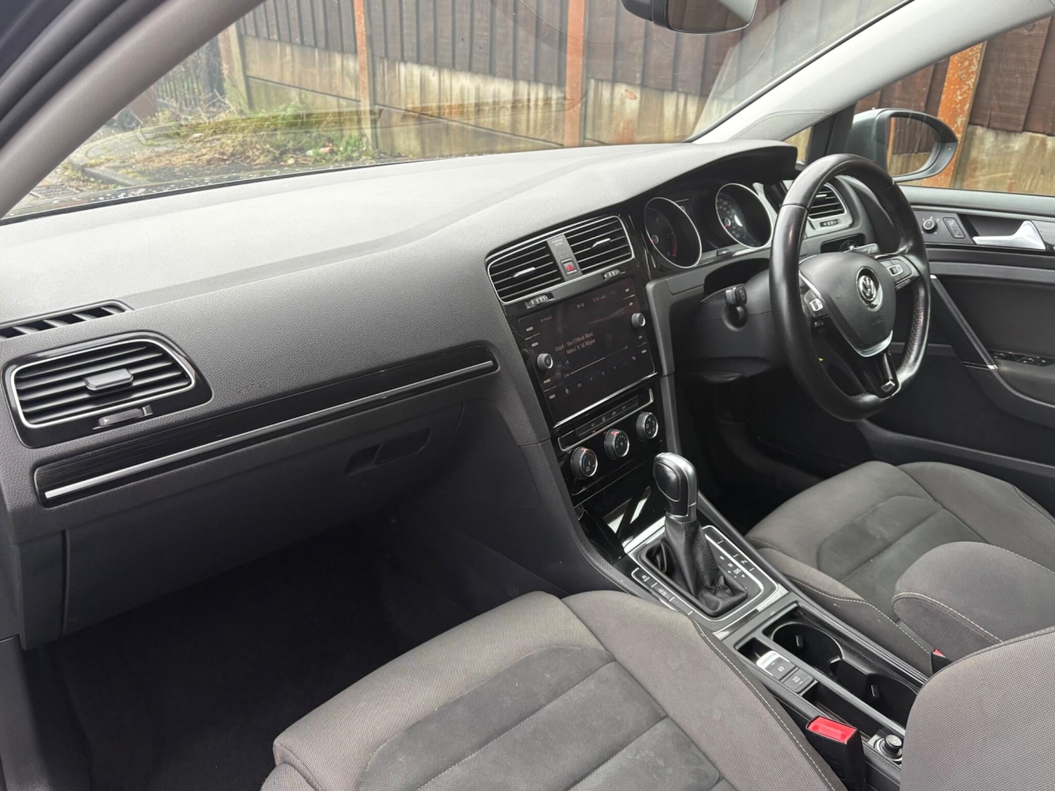 Used Volkswagen Golf 2018 for sale - 76887255: Photo 19