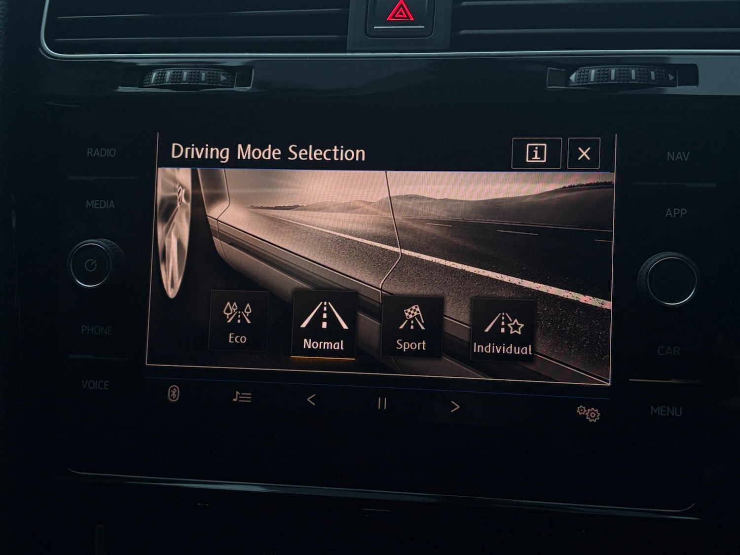 Used Volkswagen Golf 2018 for sale - 76887255: Photo 35