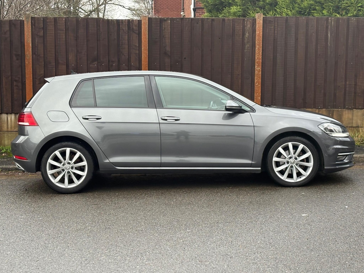 Used Volkswagen Golf 2018 for sale - 76887255: Photo 5