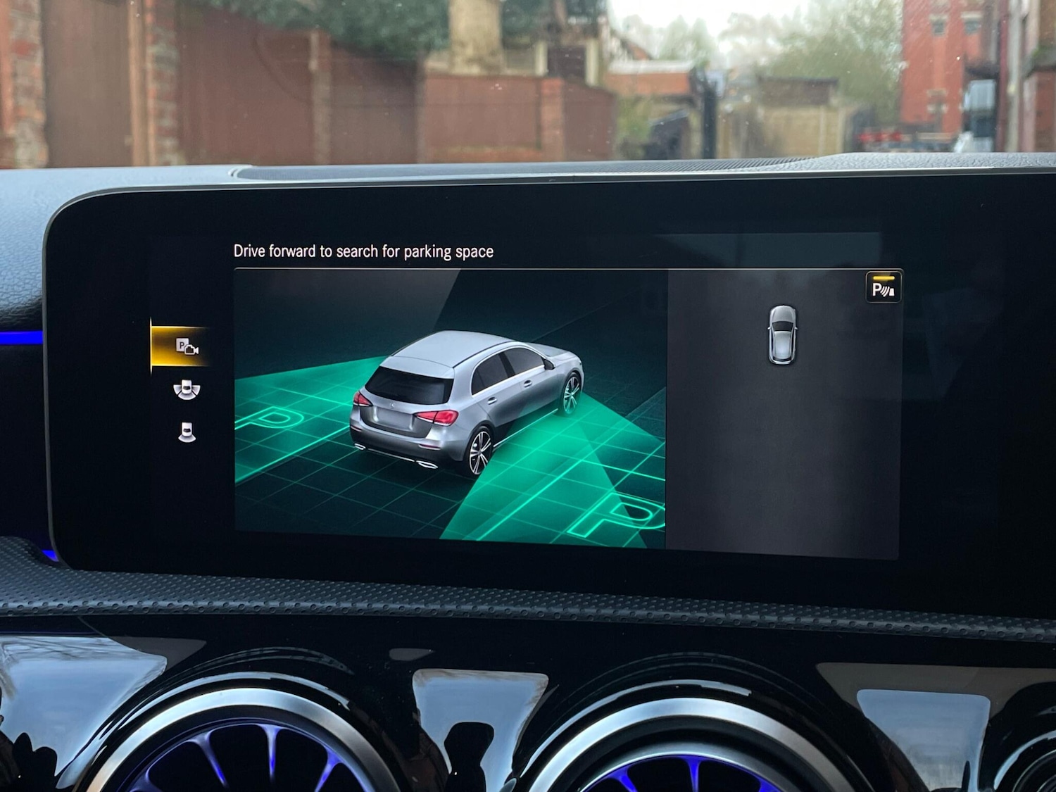 Used Mercedes-Benz A-Class 2019 for sale - 76440917: Photo 42