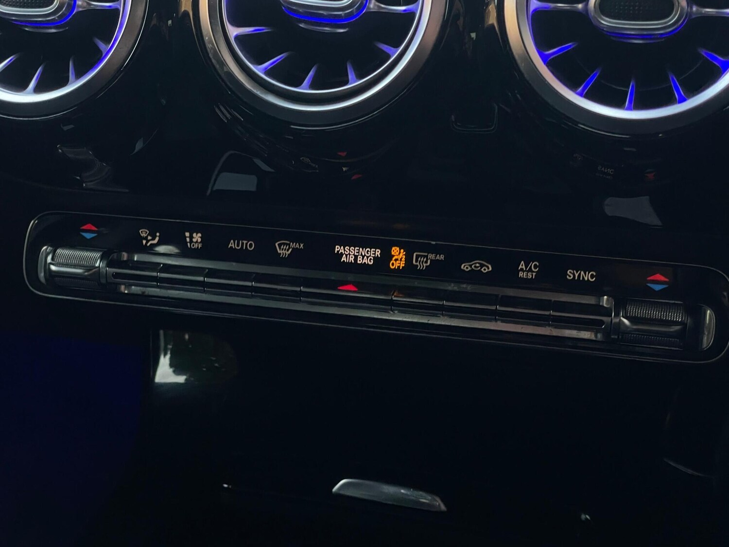 Used Mercedes-Benz A-Class 2019 for sale - 76440917: Photo 51