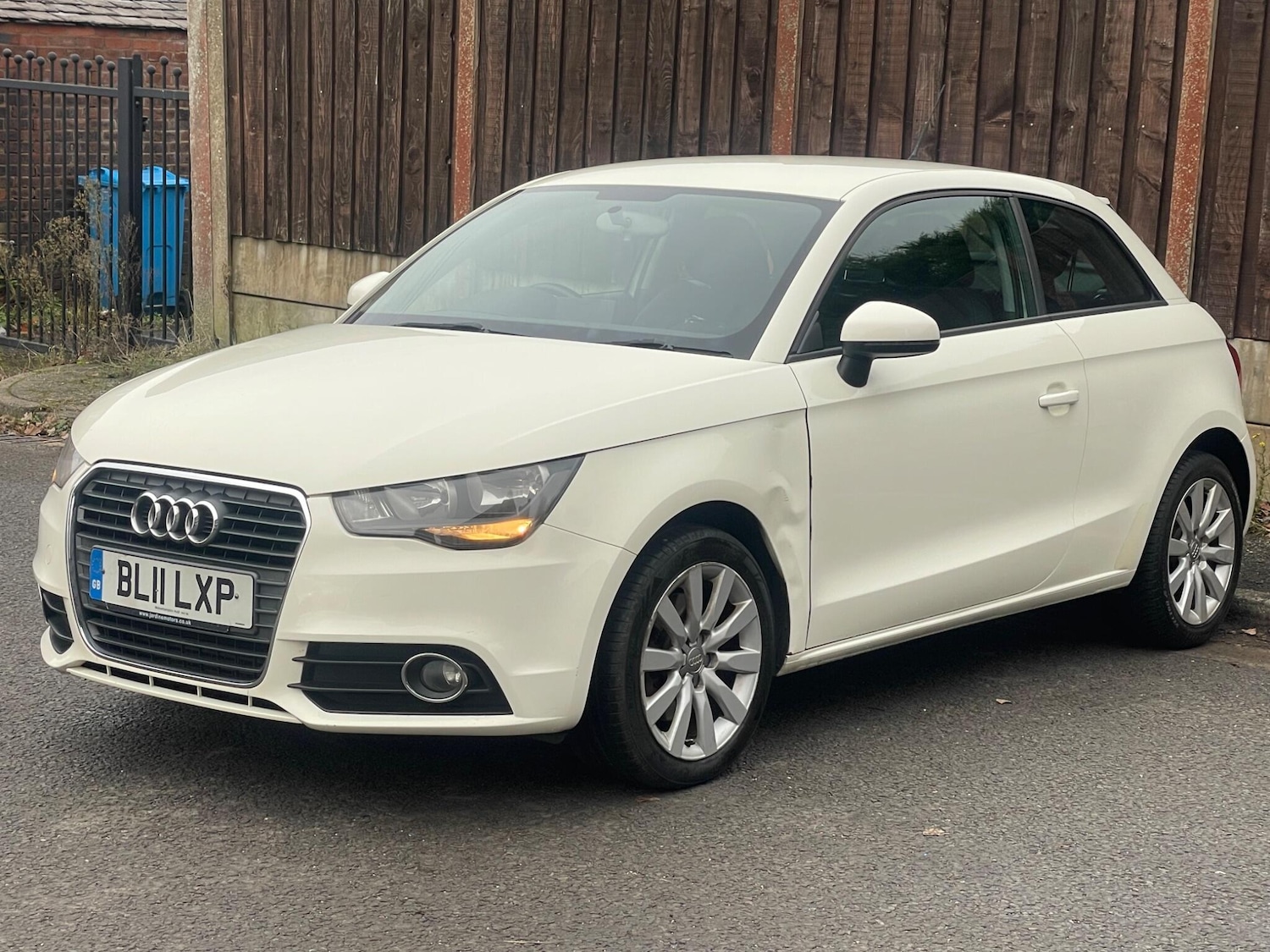Used Audi A1 2011 for sale - 76728931: Photo 10