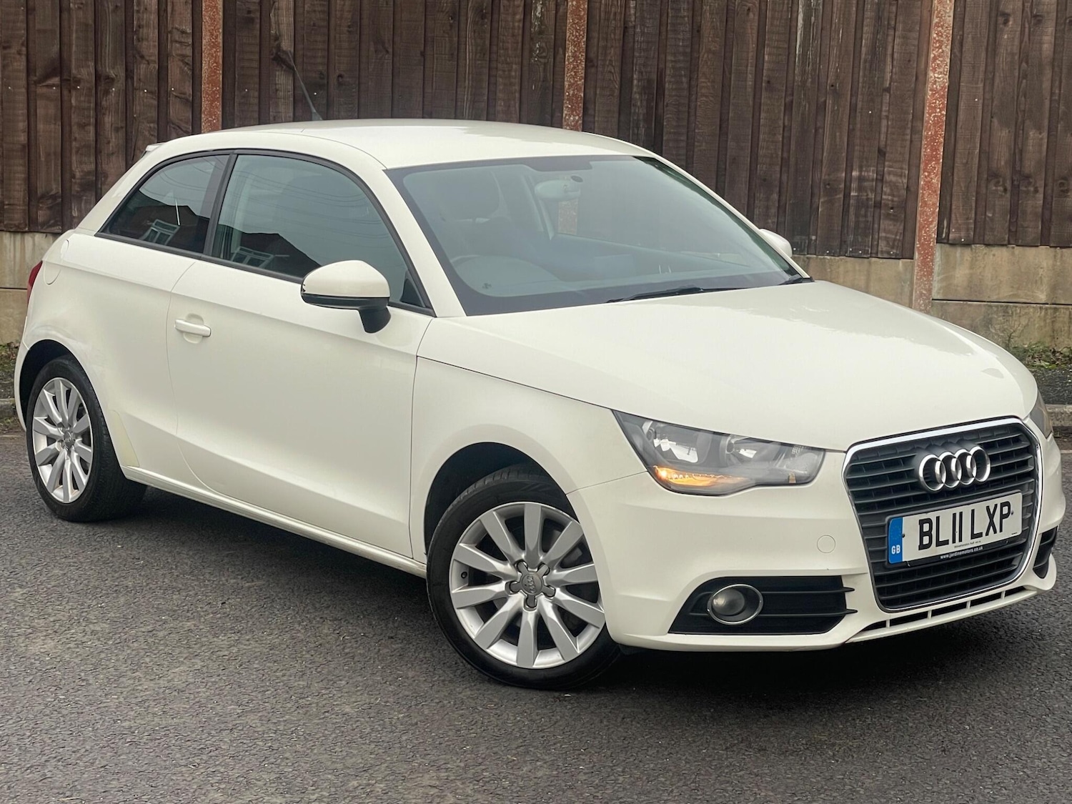 Used Audi A1 2011 for sale - 76728931: Photo 13