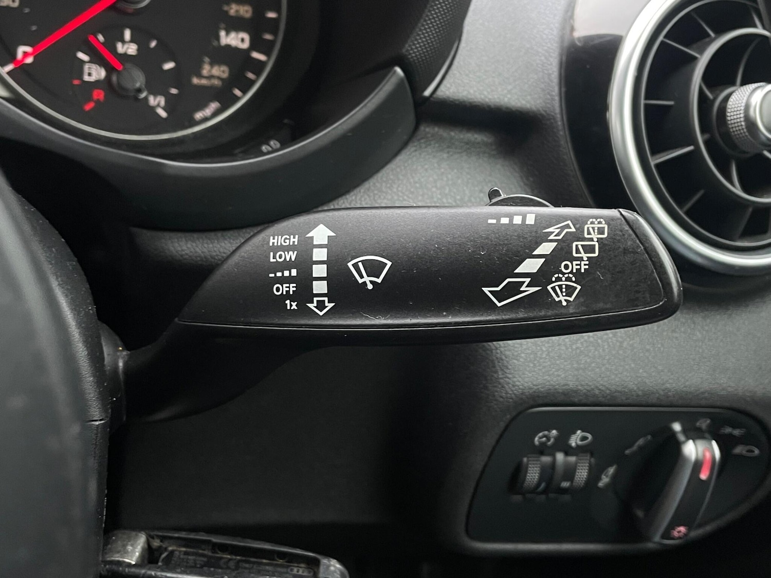 Used Audi A1 2011 for sale - 76728931: Photo 38