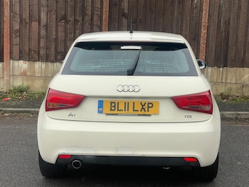 Used Audi A1 2011 for sale - 76728931: Photo