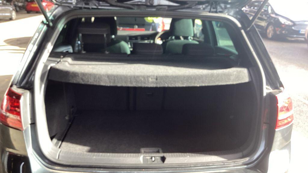 Used Volkswagen Golf 2016 for sale - 76781319: Photo 11