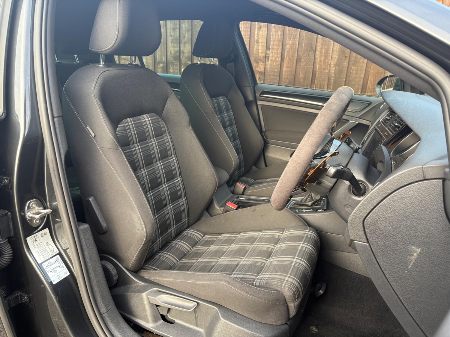 Used Volkswagen Golf 2016 for sale - 76781319: Photo 30