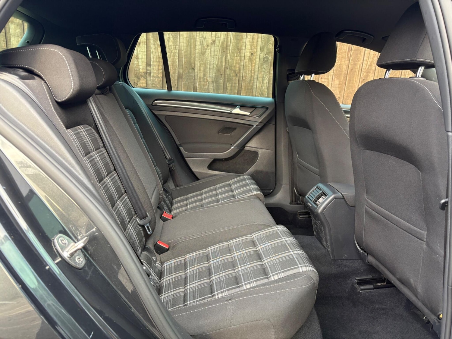 Used Volkswagen Golf 2016 for sale - 76781319: Photo 33