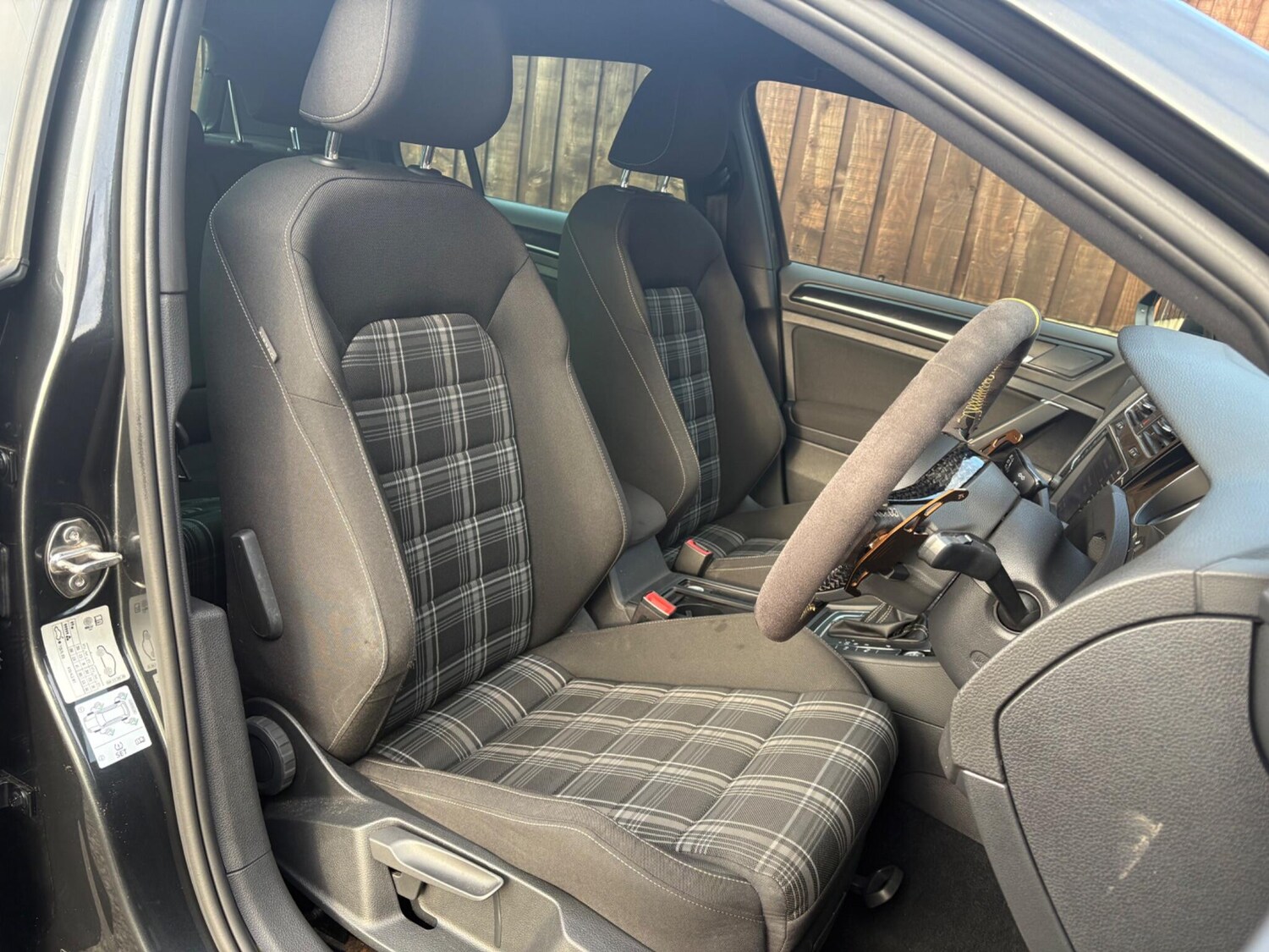 Used Volkswagen Golf 2016 for sale - 76781319: Photo 38