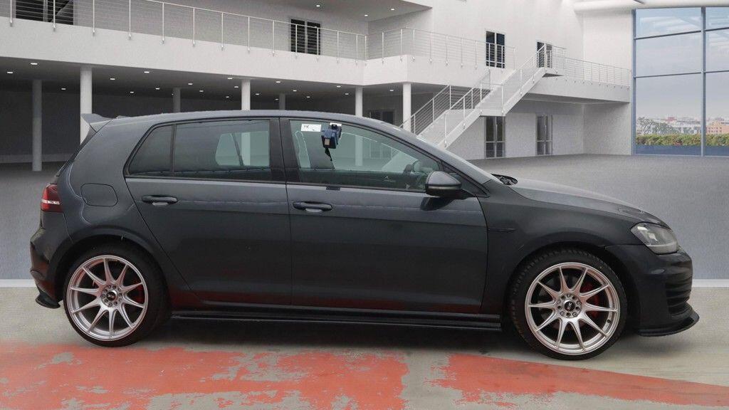 Used Volkswagen Golf 2016 for sale - 76781319: Photo 6