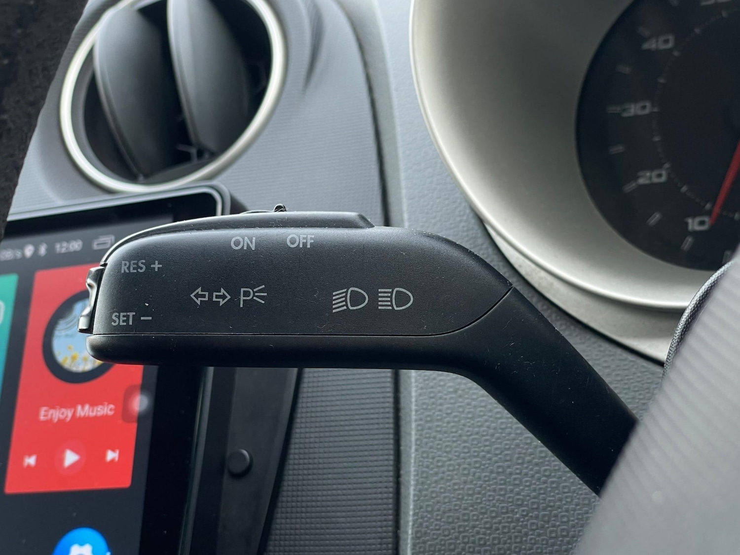 Vehicle 29