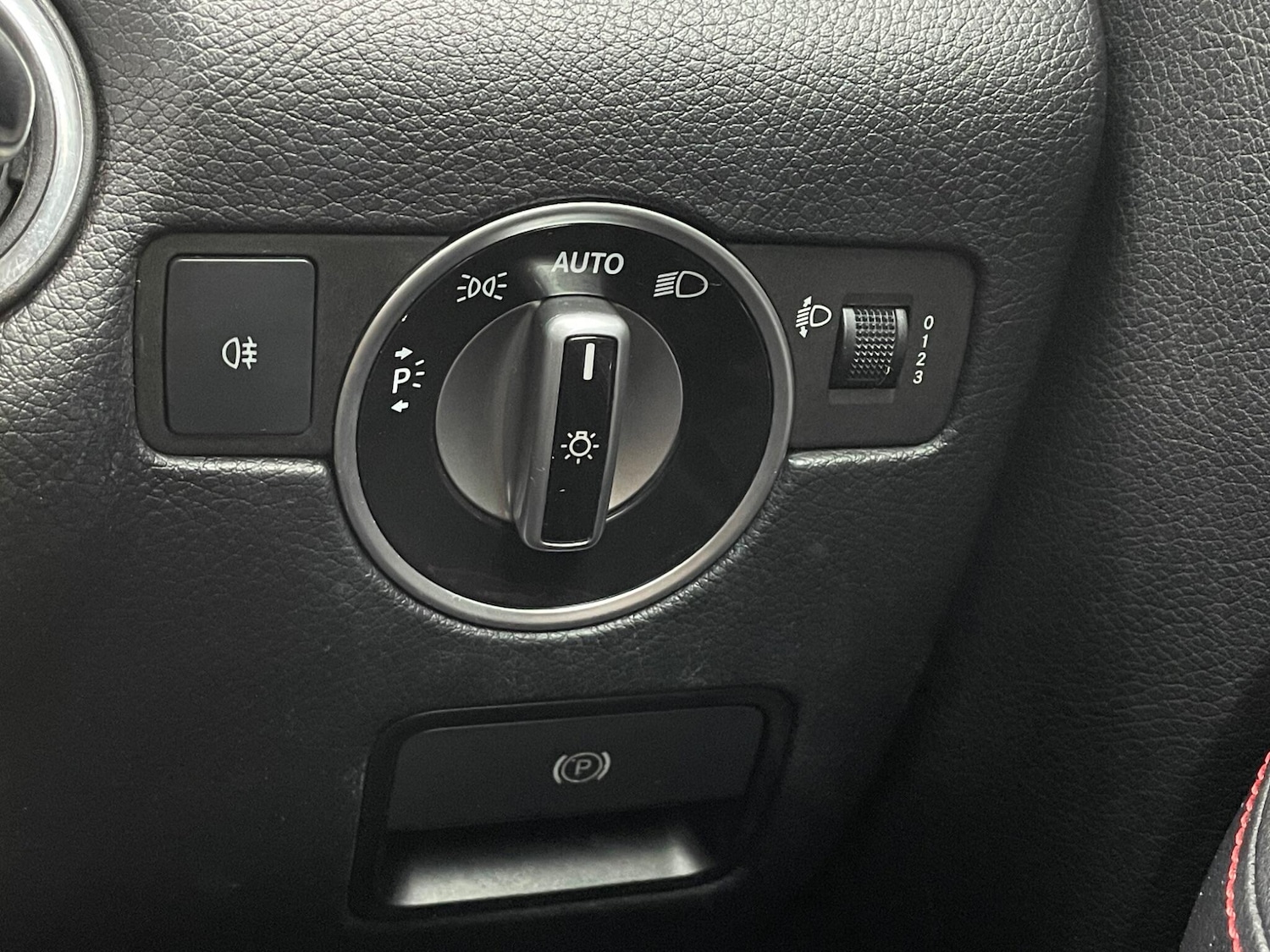 Used Mercedes-Benz SLK for sale - 75927778: Photo 30