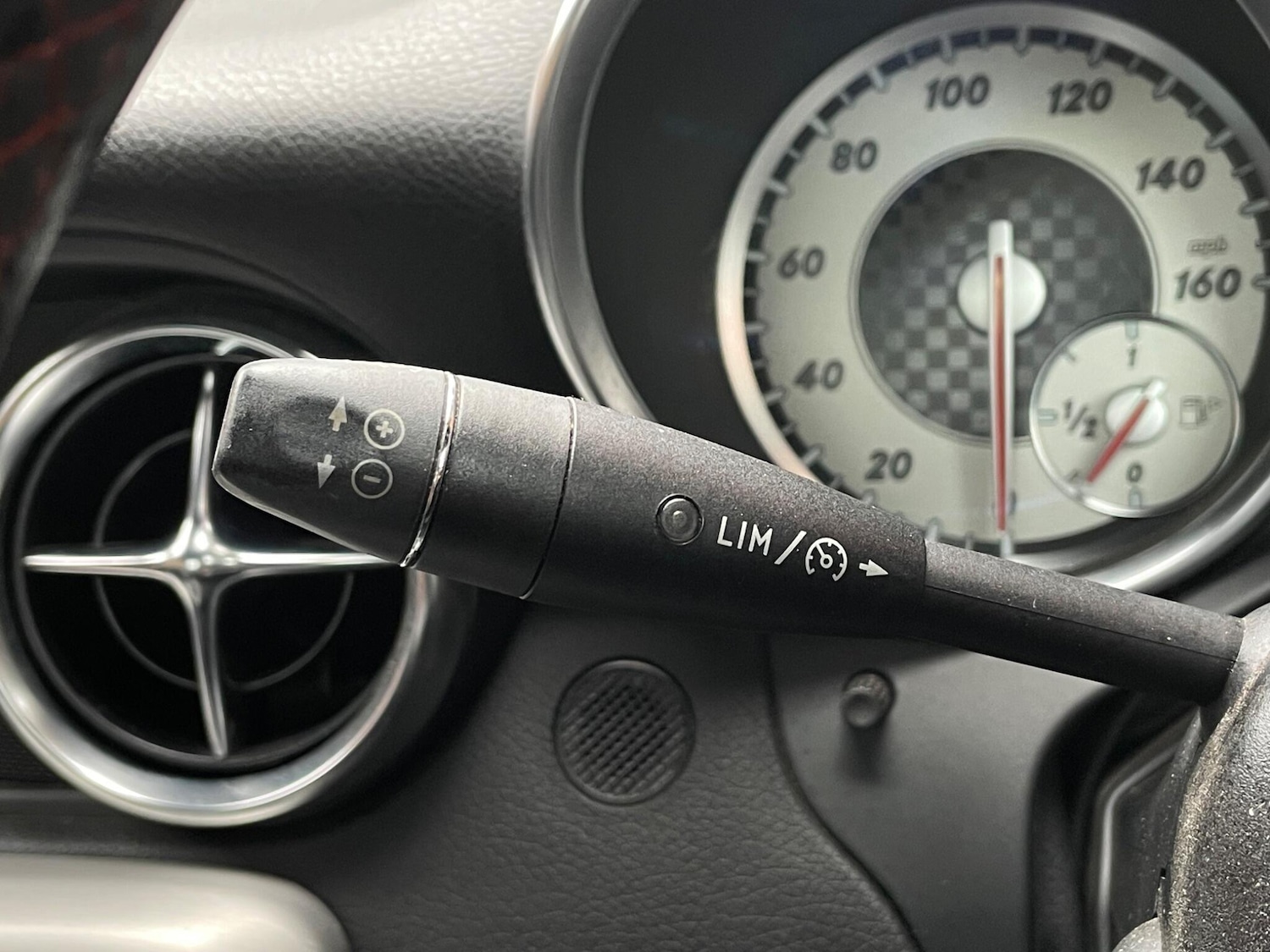 Used Mercedes-Benz SLK for sale - 75927778: Photo 31