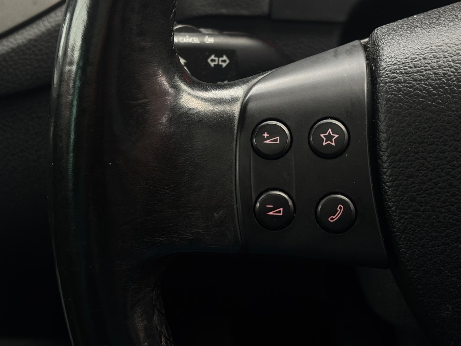 Used Volkswagen Tiguan 2008 for sale - 77156639: Photo 31