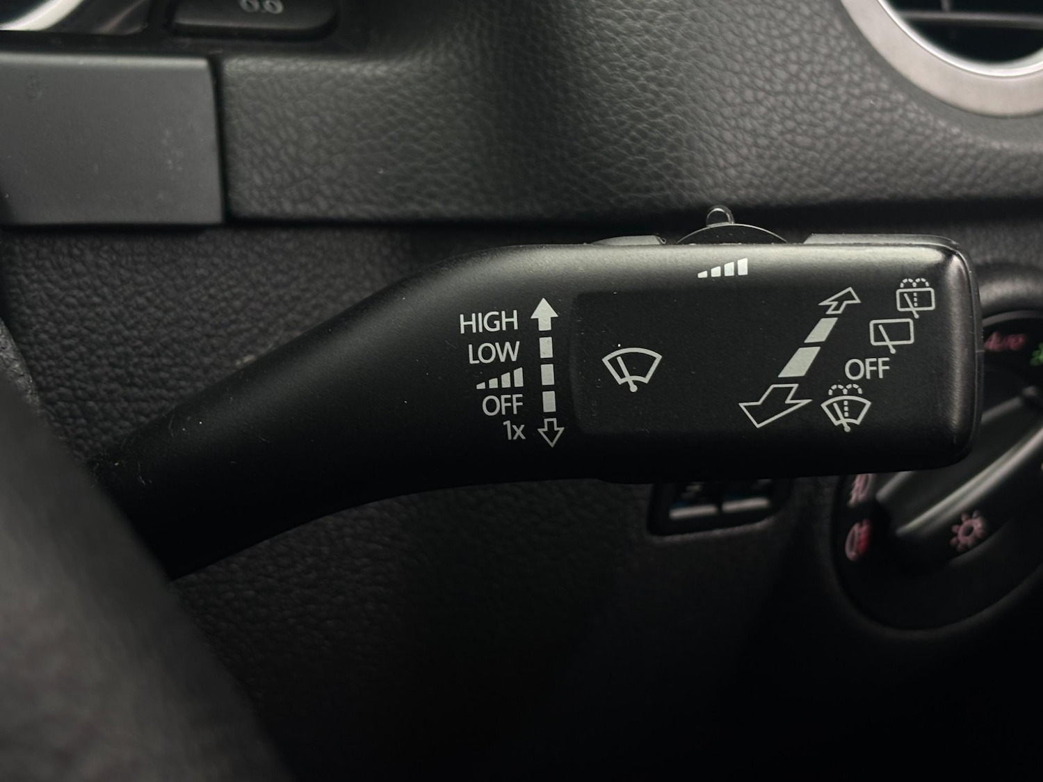 Used Volkswagen Tiguan 2008 for sale - 77156639: Photo 35