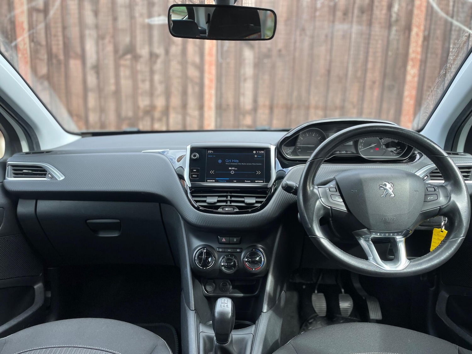 Used Peugeot 208 2017 for sale - 76730831: Photo 17