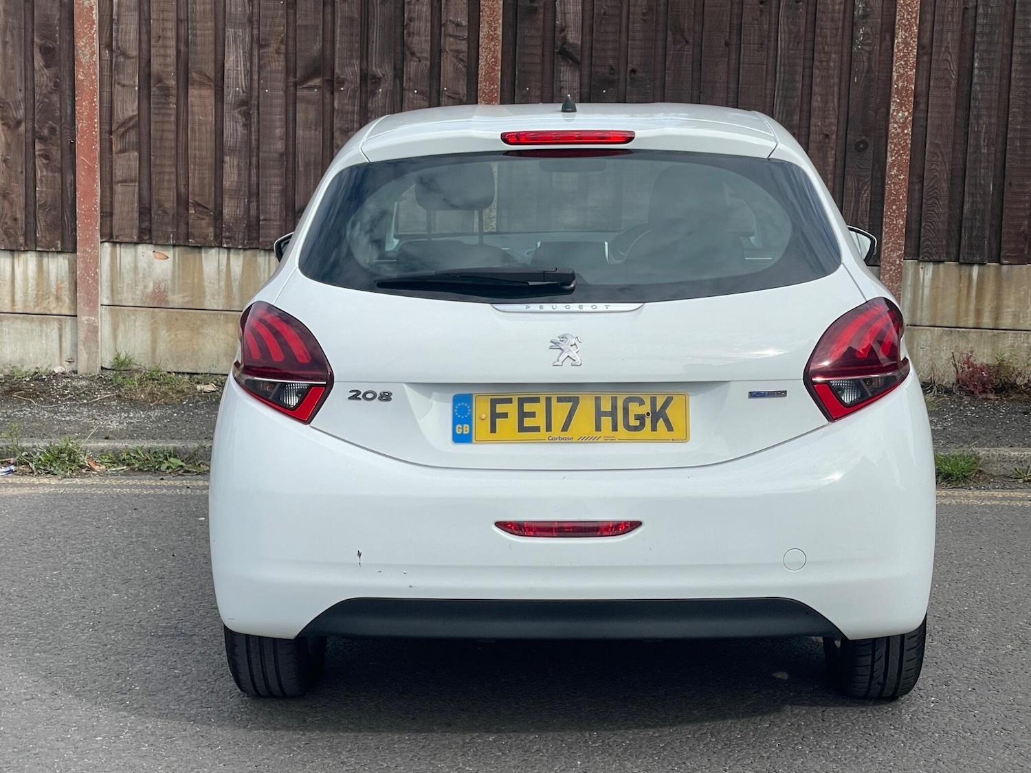 Used Peugeot 208 2017 for sale - 76730831: Photo 3