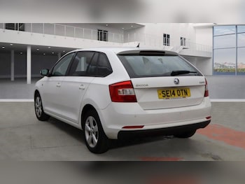 Used Skoda Rapid Spaceback 2014 for sale - 76432063: Photo