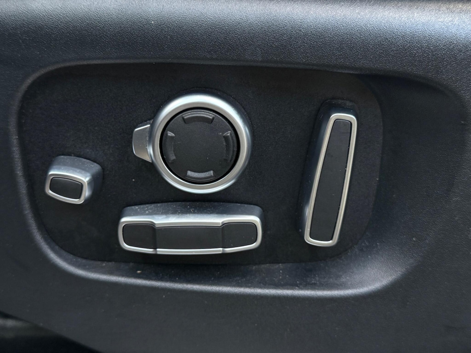 Used Land Rover Range Rover Sport 2018 for sale - 76728500: Photo 30