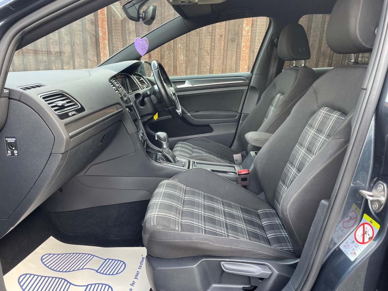 Used Volkswagen Golf 2017 for sale - 76348856: Photo 38