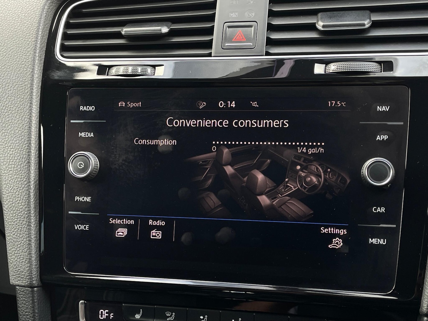 Used Volkswagen Golf 2017 for sale - 76348856: Photo 67