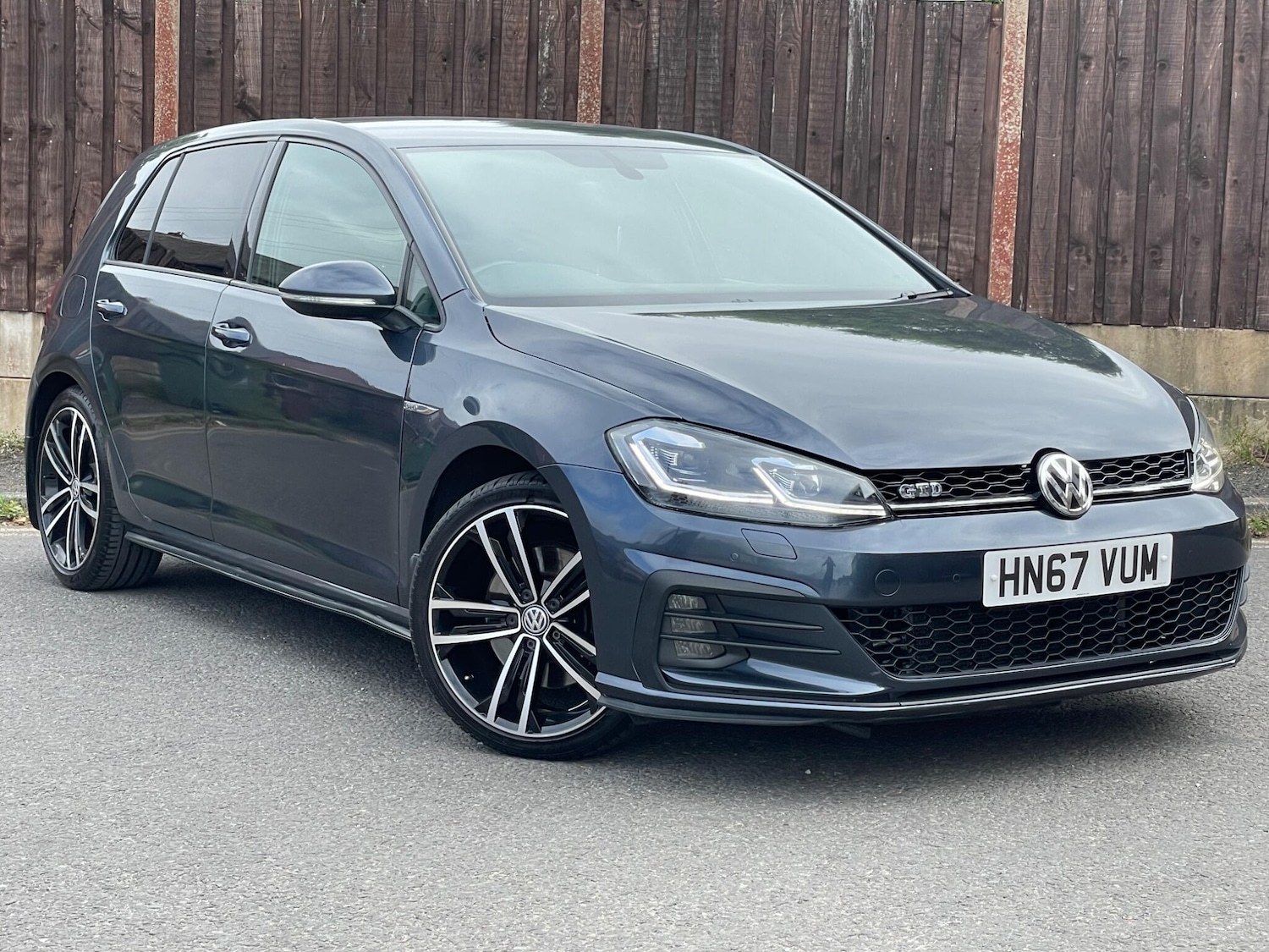 Used Volkswagen Golf 2017 for sale - 76348856: Photo 75