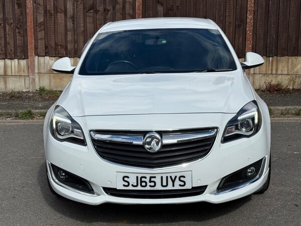 Used Vauxhall Insignia 2015 for sale - 72023824: Photo 2