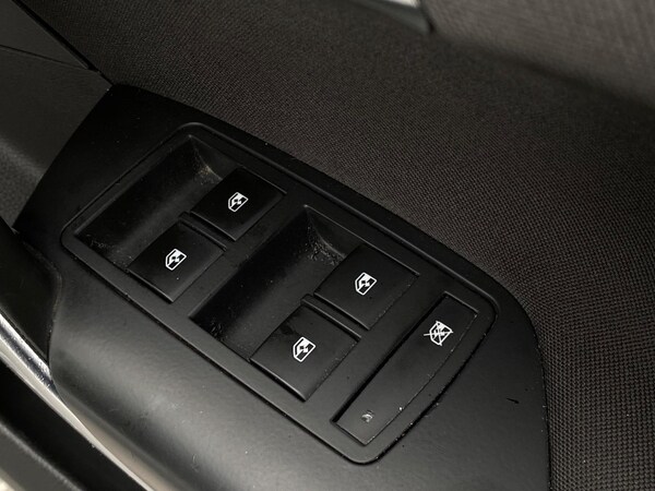 Used Vauxhall Insignia 2015 for sale - 72023824: Photo 41