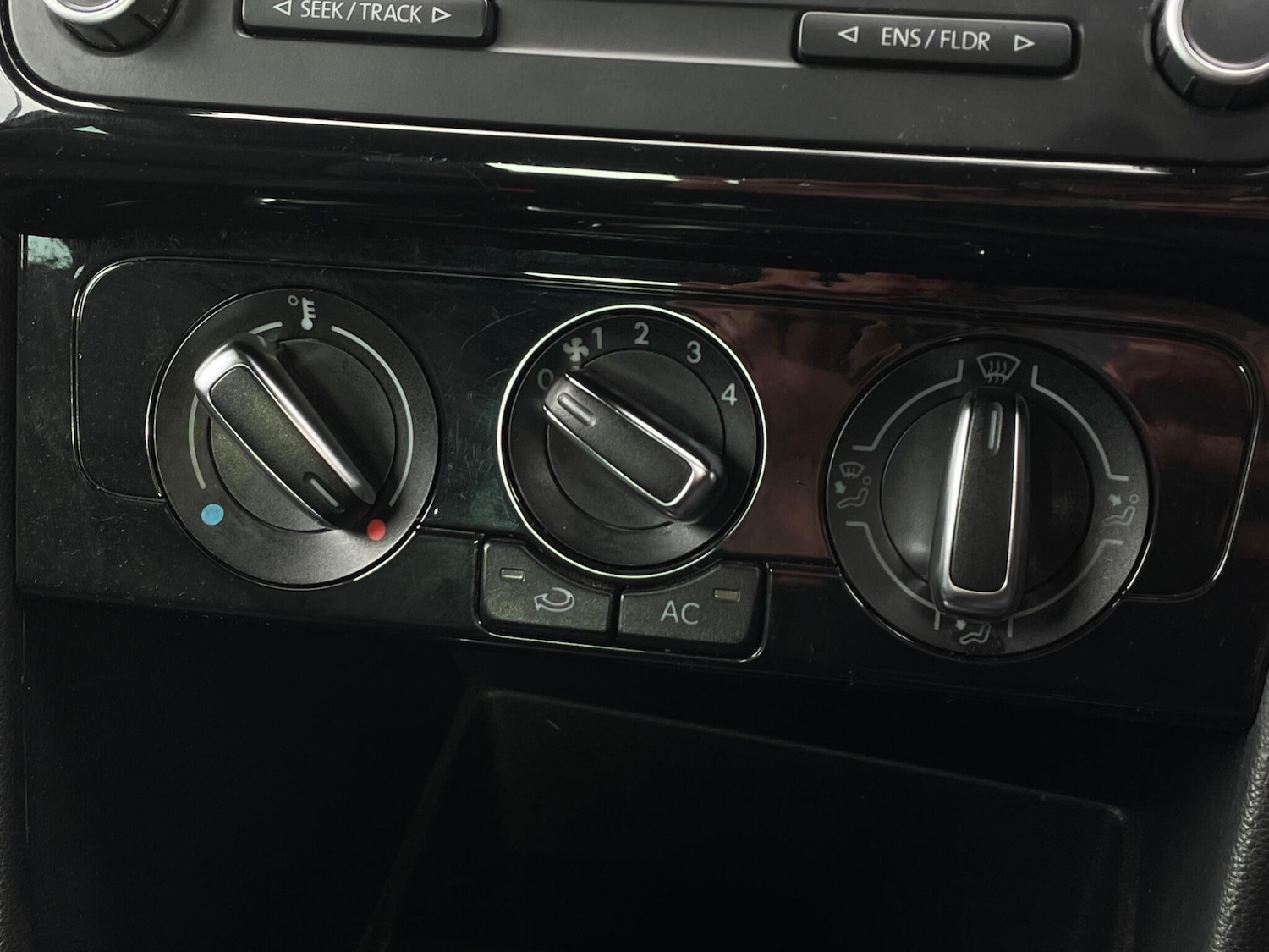 Used Volkswagen Polo for sale - 76989680: Photo 34