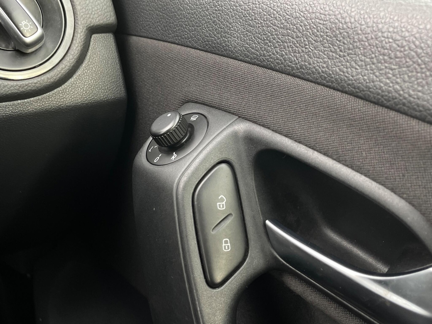 Used Volkswagen Polo for sale - 76989680: Photo 37