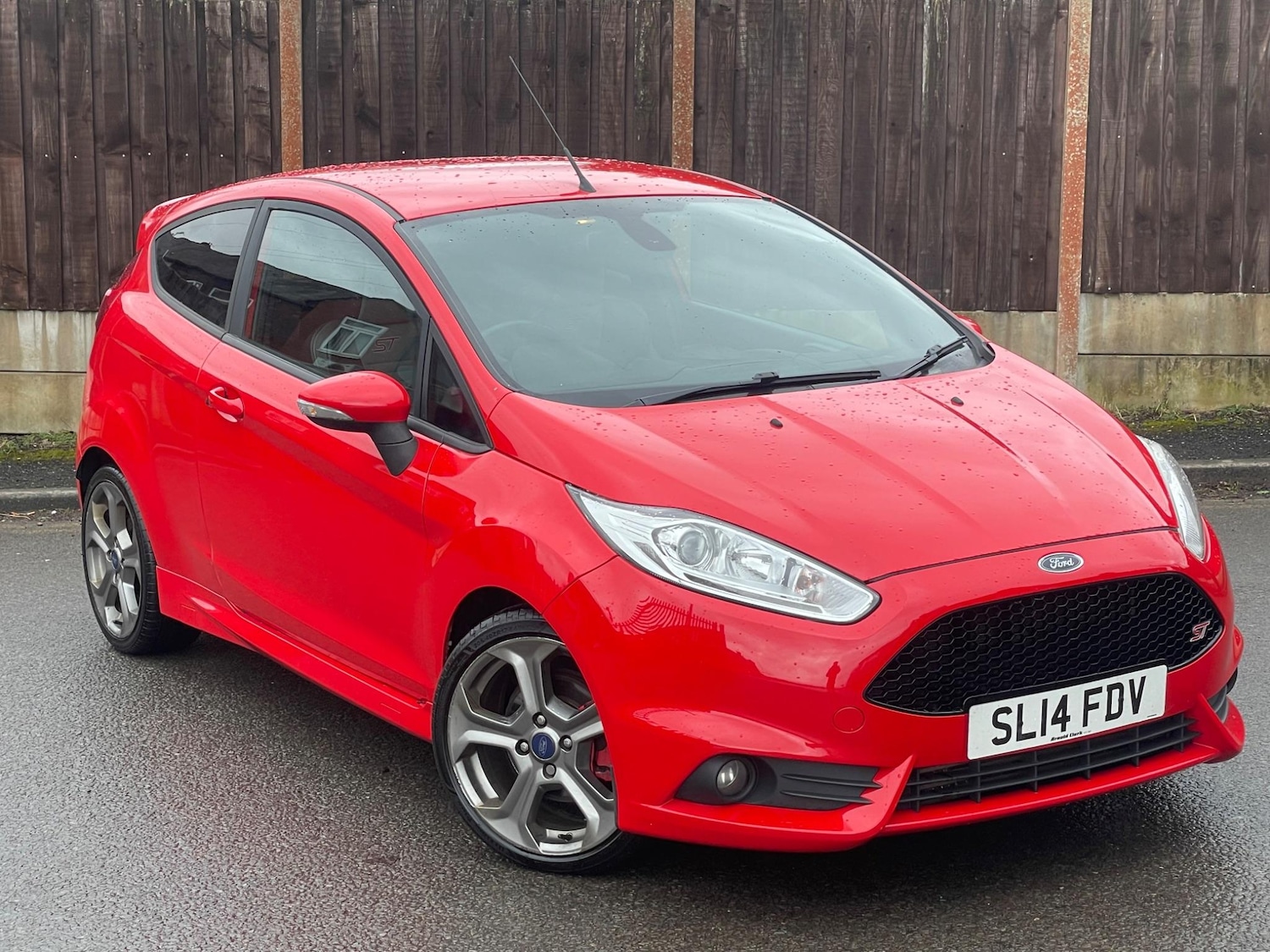 Used Ford Fiesta 2014 for sale - 76989777: Photo 1