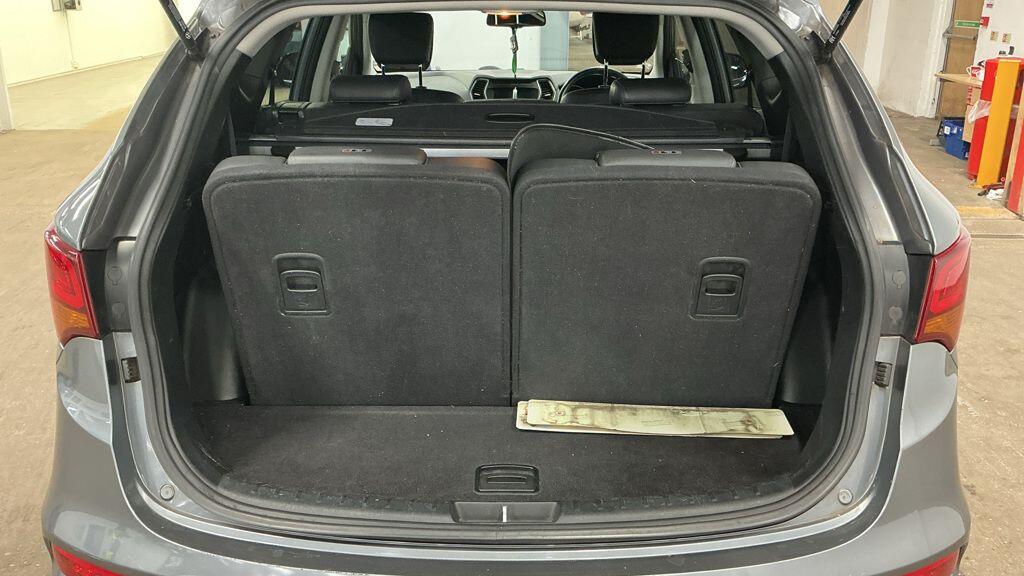 Used Hyundai Santa Fe for sale - 77549860: Photo 11