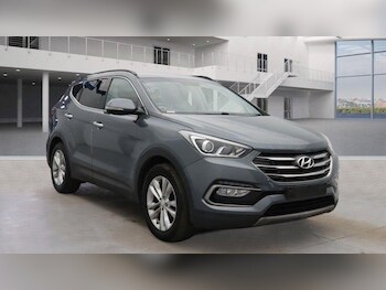 Used Hyundai Santa Fe 2017 for sale - 77549860: Photo