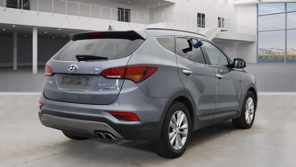 Used Hyundai Santa Fe for sale - 77549860: Photo 4