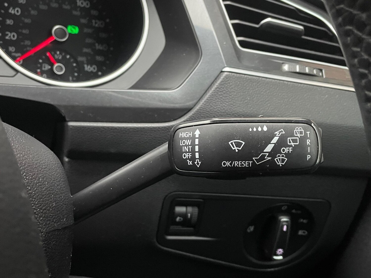 Used Volkswagen Tiguan 2017 for sale - 76730834: Photo 33