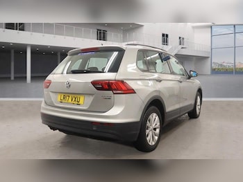 Used Volkswagen Tiguan 2017 for sale - 76730834: Photo
